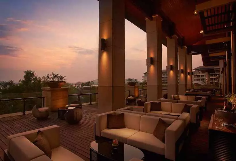 Fotos del hotel Hilton Wuhan Optics Valley:  8