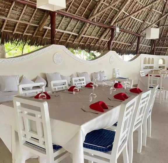 Fotos del hotel Kilili Baharini Resort & Spa:  4