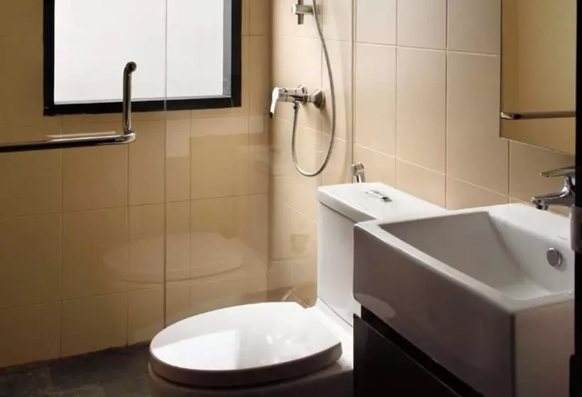 Fotos del hotel The Spot Legian:  6