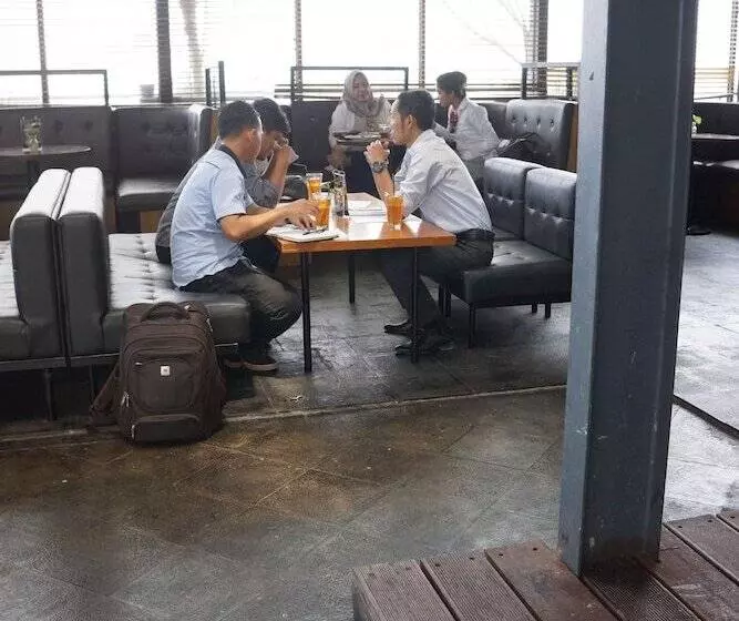 Fotos del hotel Liberta Hotel Kemang:  9