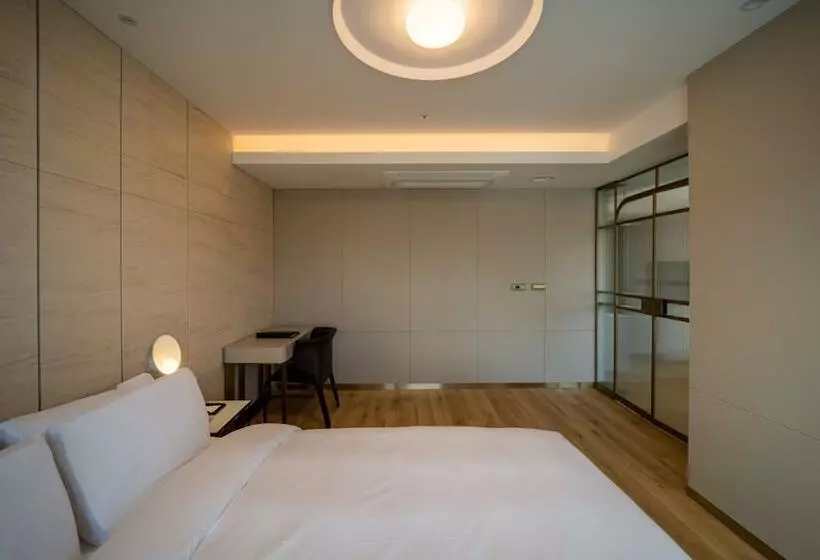 Fotos del hotel New Hilltop:  11