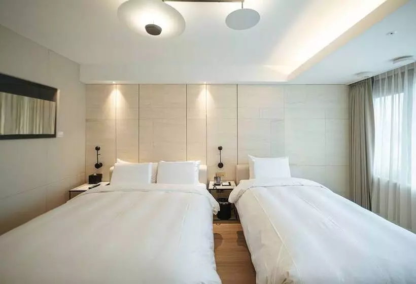 Fotos del hotel New Hilltop:  24