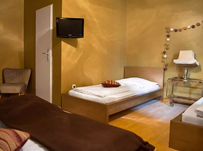 Fotos del hotel Achterbahn:  5