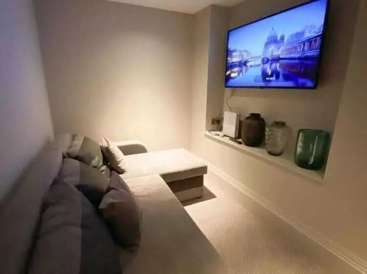 Fotos del hotel Henrietta House, A Member Of Radisson Individuals:  17