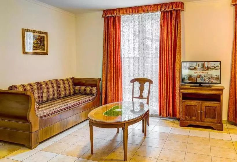 Fotos del hotel Kata Panzió:  18