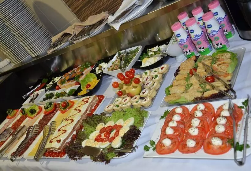 Fotos del hotel Zeder Garni:  17