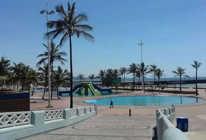 Fotos del hotel Parkview Hotel 711:  15