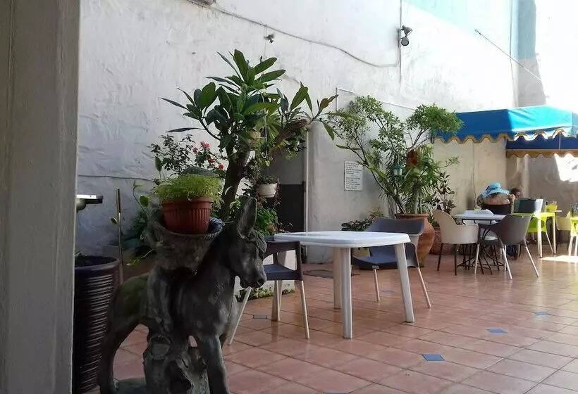 Fotos del hotel Parkview Hotel 711:  6