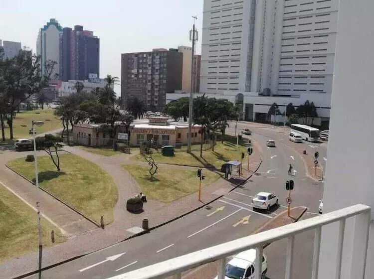 Fotos del hotel Parkview Hotel 711:  14