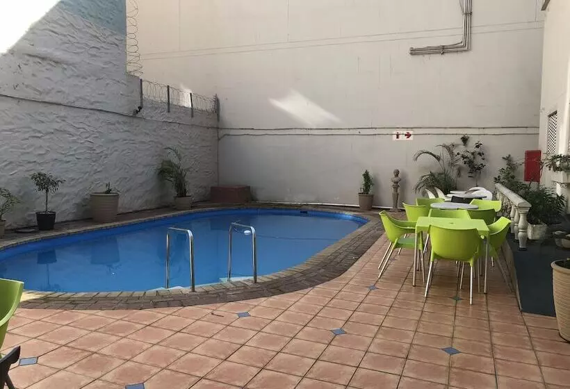 Fotos del hotel Parkview Hotel 711:  9