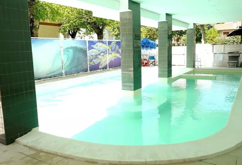 Fotos del hotel Color Metropolitan Family:  2