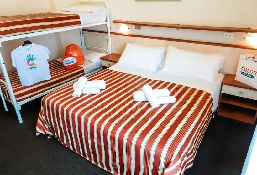 Fotos del hotel Color Metropolitan Family:  9