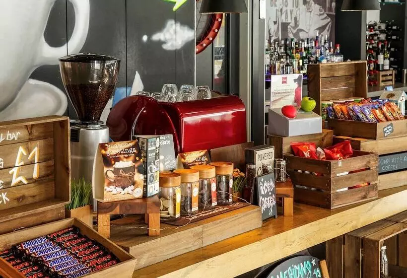 Fotos del hotel Ibis Brighton City Centre  Station:  9