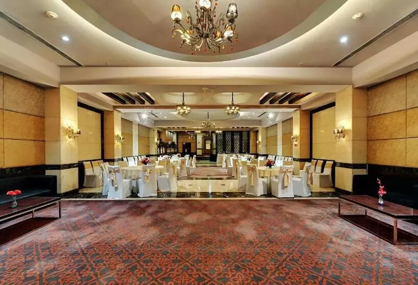 Fotos del hotel Leisure Inn West Gurgaon:  9