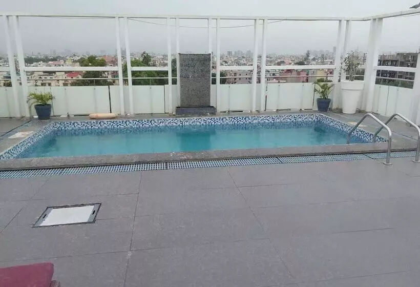 Fotos del hotel Leisure Inn West Gurgaon:  2