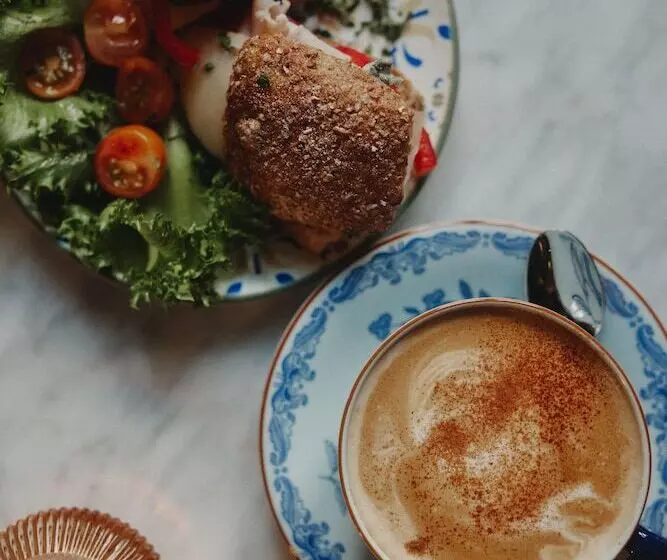 Fotos del hotel Pop House:  7