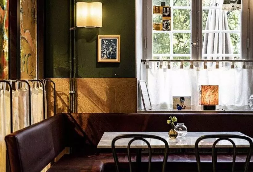 Fotos del hotel Pop House:  15