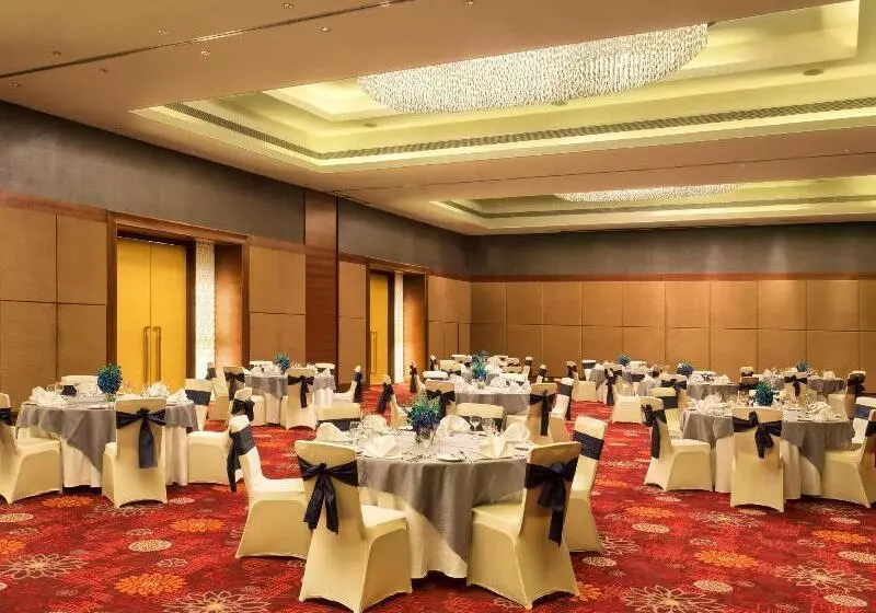 Fotos del hotel Crowne Plaza Ahmedabad City Centre, An Ihg:  25