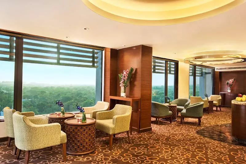 Fotos del hotel Crowne Plaza Ahmedabad City Centre, An Ihg:  8