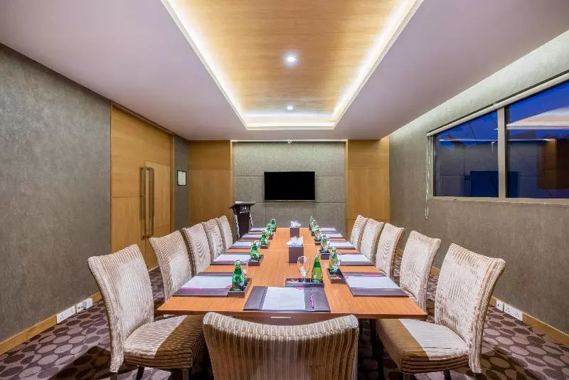 Fotos del hotel Crowne Plaza Ahmedabad City Centre, An Ihg:  12