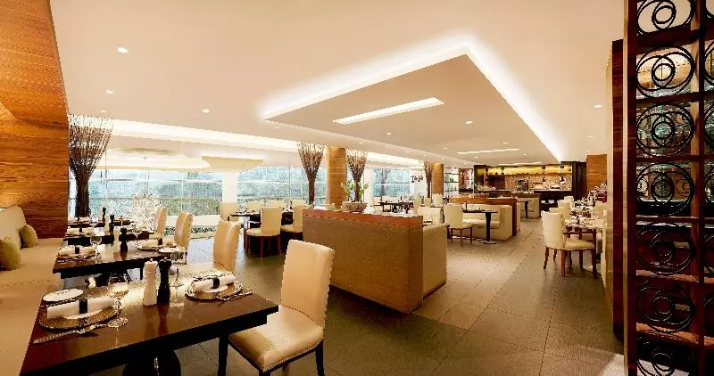 Fotos del hotel Crowne Plaza Ahmedabad City Centre, An Ihg:  19