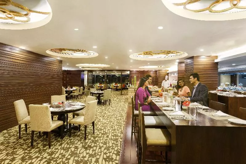 Fotos del hotel Crowne Plaza Ahmedabad City Centre, An Ihg:  11