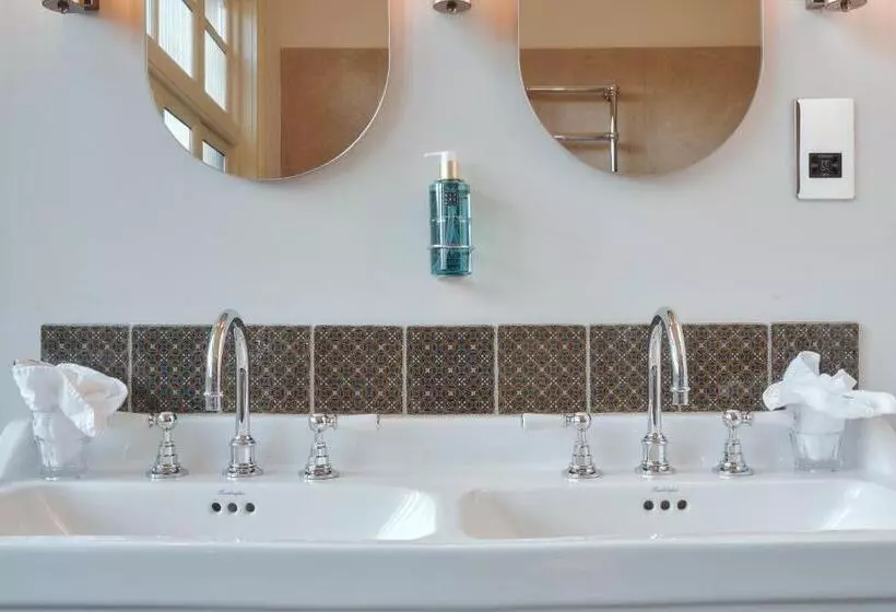 Fotos del hotel The Black Lion:  11