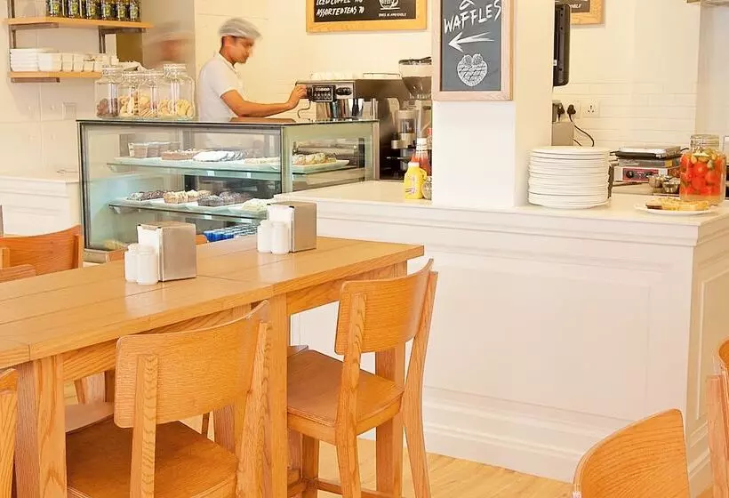 Fotos del hotel Bloomrooms @ Link Road:  11