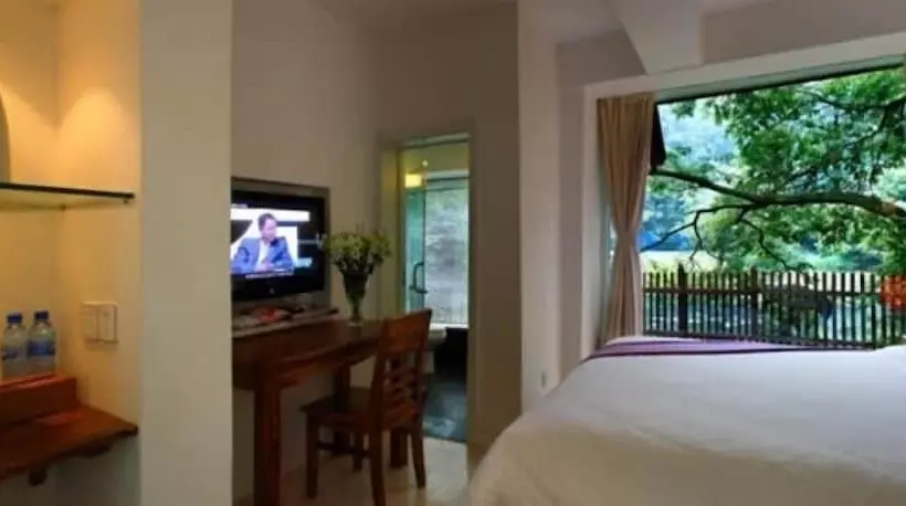 Fotos del hotel Lotus Glade 52:  7