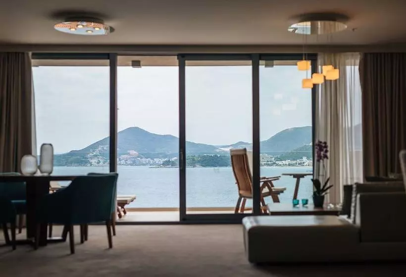 Fotos del hotel Maestral Resort & Casino:  15