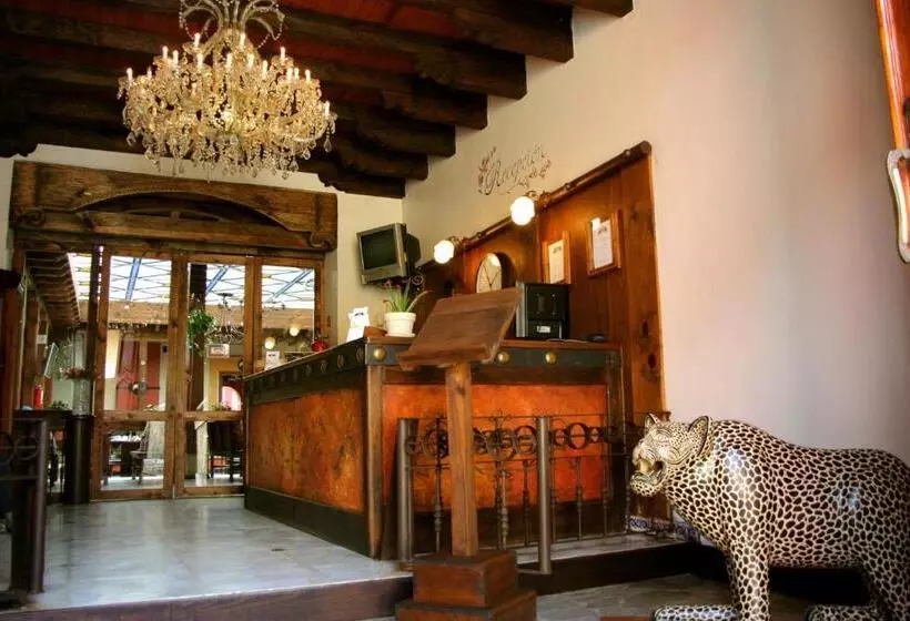 Fotos del hotel Casa De Los Arcángeles:  5