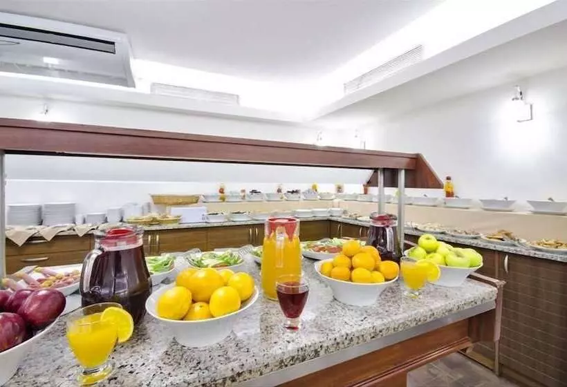 Fotos del hotel Grand Eyuboglu:  15