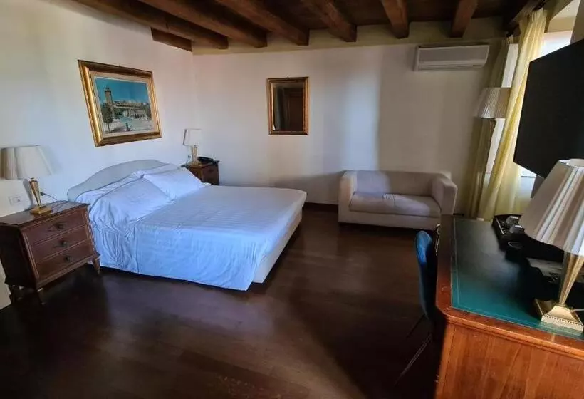 Fotos del hotel Piazza Vecchia:  12