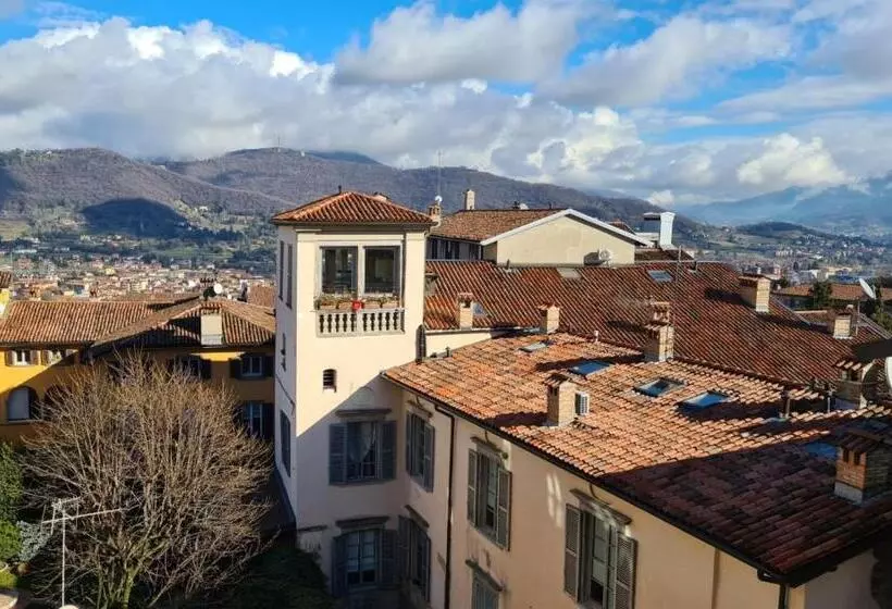 Fotos del hotel Piazza Vecchia:  11