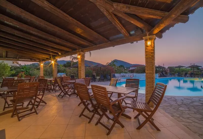 Fotos del hotel Porto Koukla Beach:  15