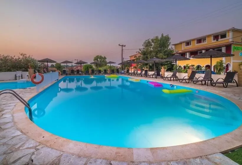 Fotos del hotel Porto Koukla Beach:  13