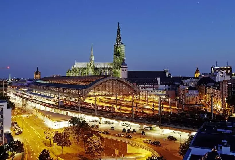 Fotos del hotel Savoy:  6