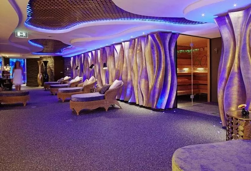 Fotos del hotel Savoy:  12