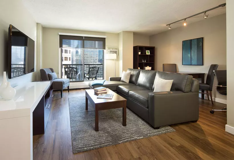 Fotos del hotel Execsuite Inc:  13