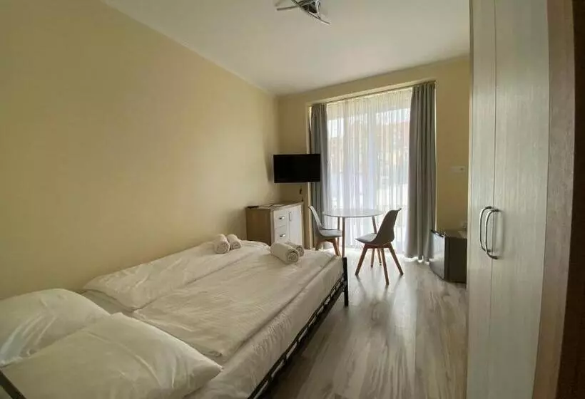 Fotos del hotel Lazur Apartamenty:  14