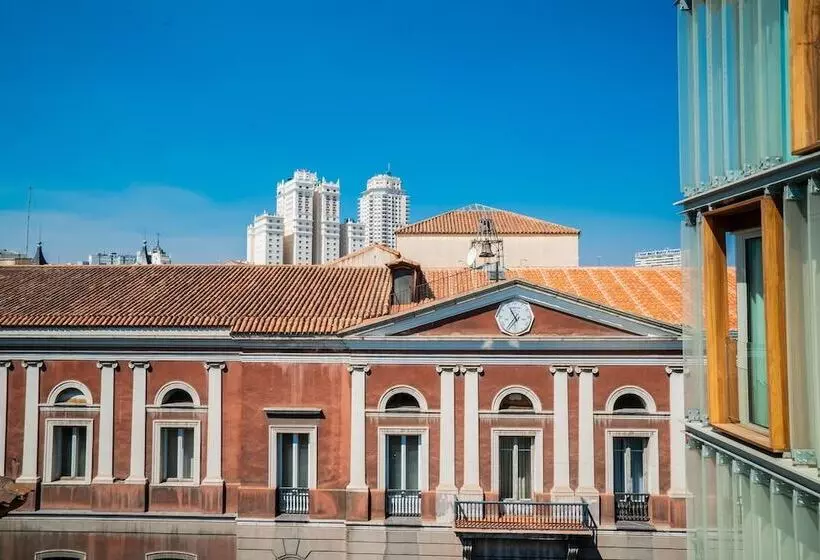 Akeah Hotel Gran Via – Adults Only