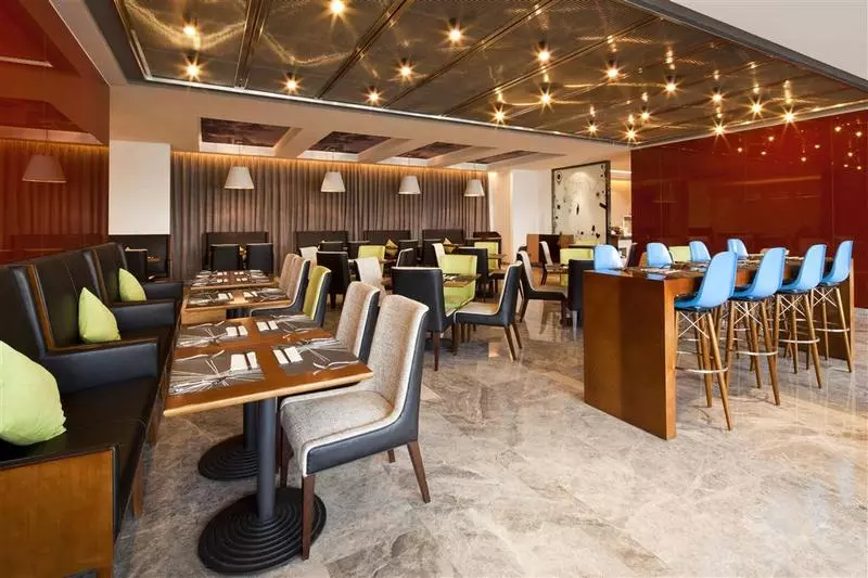 Fotos del hotel Aloft Zhengzhou Zhengdong New District:  7