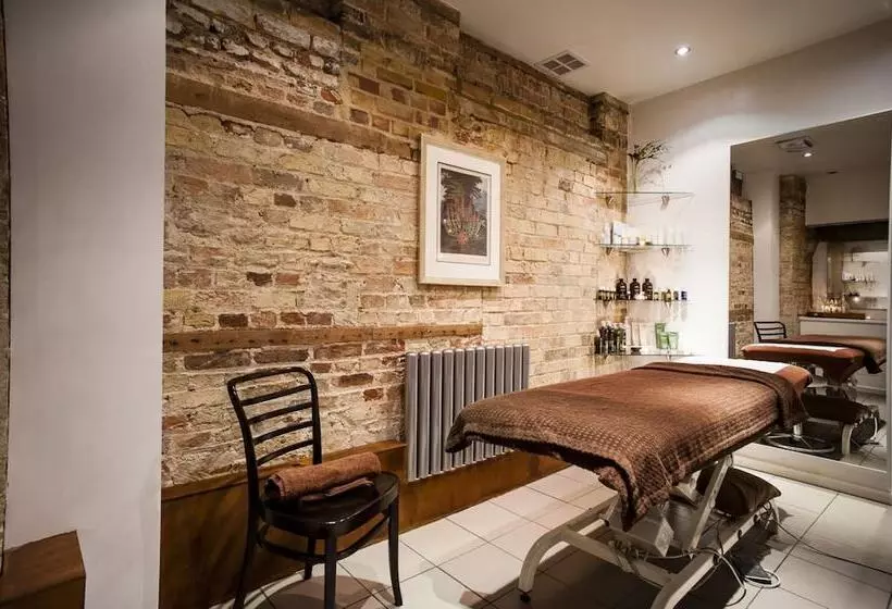 Fotos del hotel The Varsity  & Spa:  4