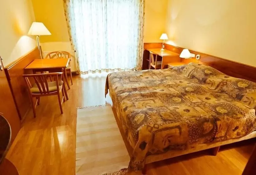 Fotos del hotel Holiday Club Apartman:  21