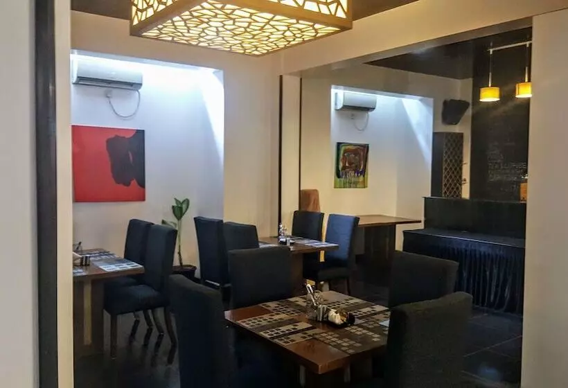 Fotos del hotel The Saneer Jaipur:  5