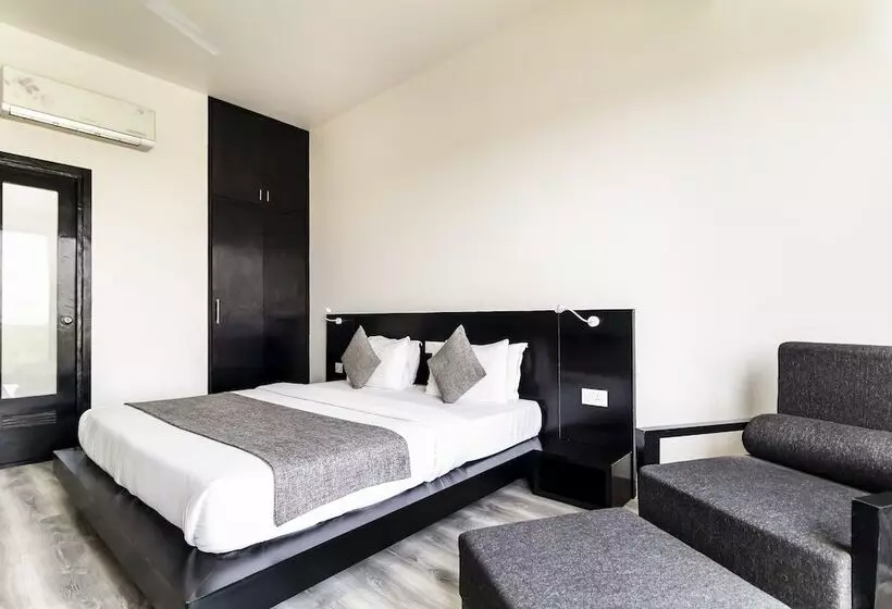 Fotos del hotel The Saneer Jaipur:  2