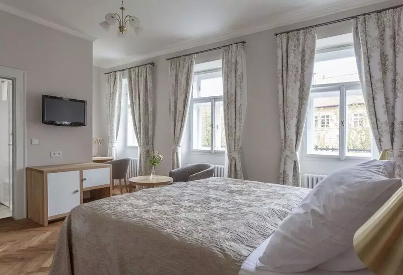 Fotos del hotel U Zlatych Nuzek:  19