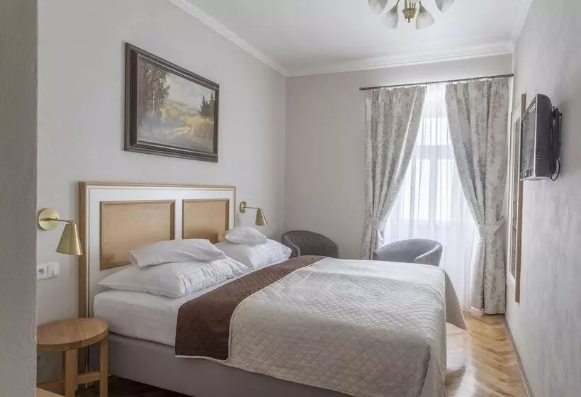 Fotos del hotel U Zlatych Nuzek:  9