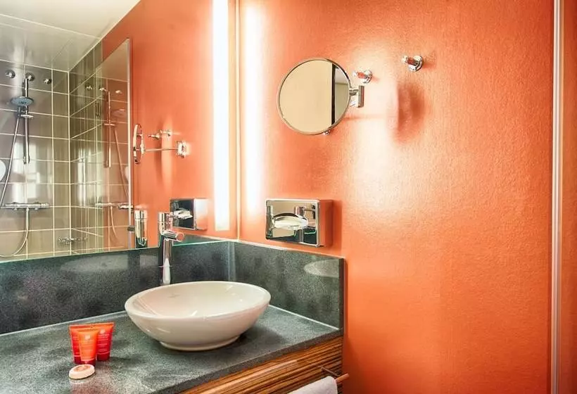 Fotos del hotel Leonardo Hotel Berlin Mitte:  8