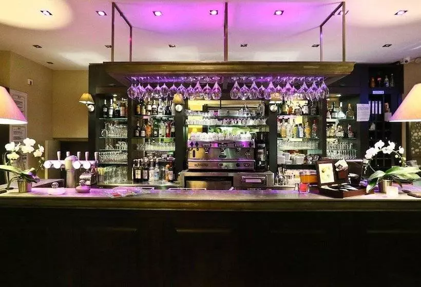 Fotos del hotel La Place:  3